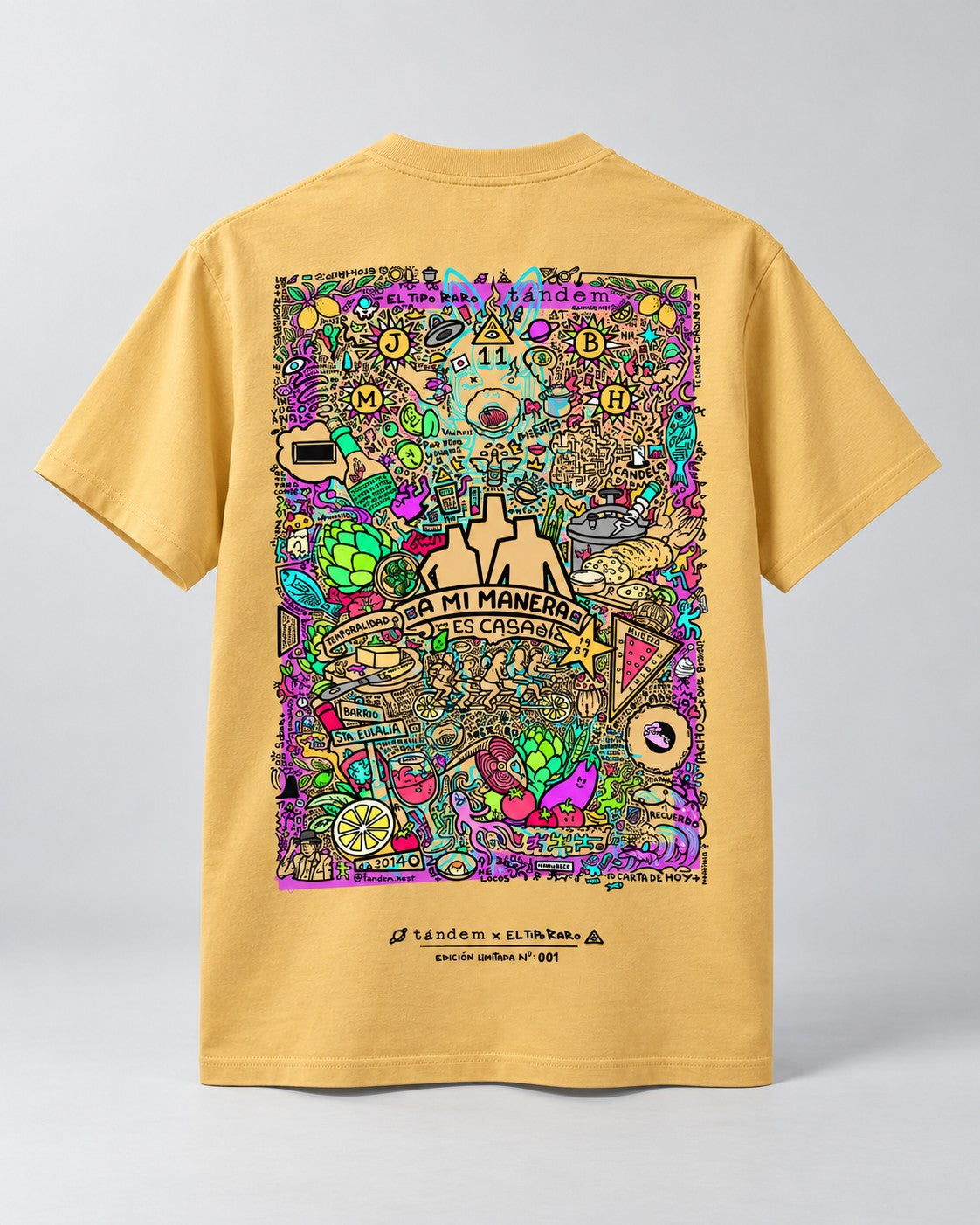 Tándem × El Tipo Raro — camiseta mostaza, trasera con la obra completa, edición limitada numerada